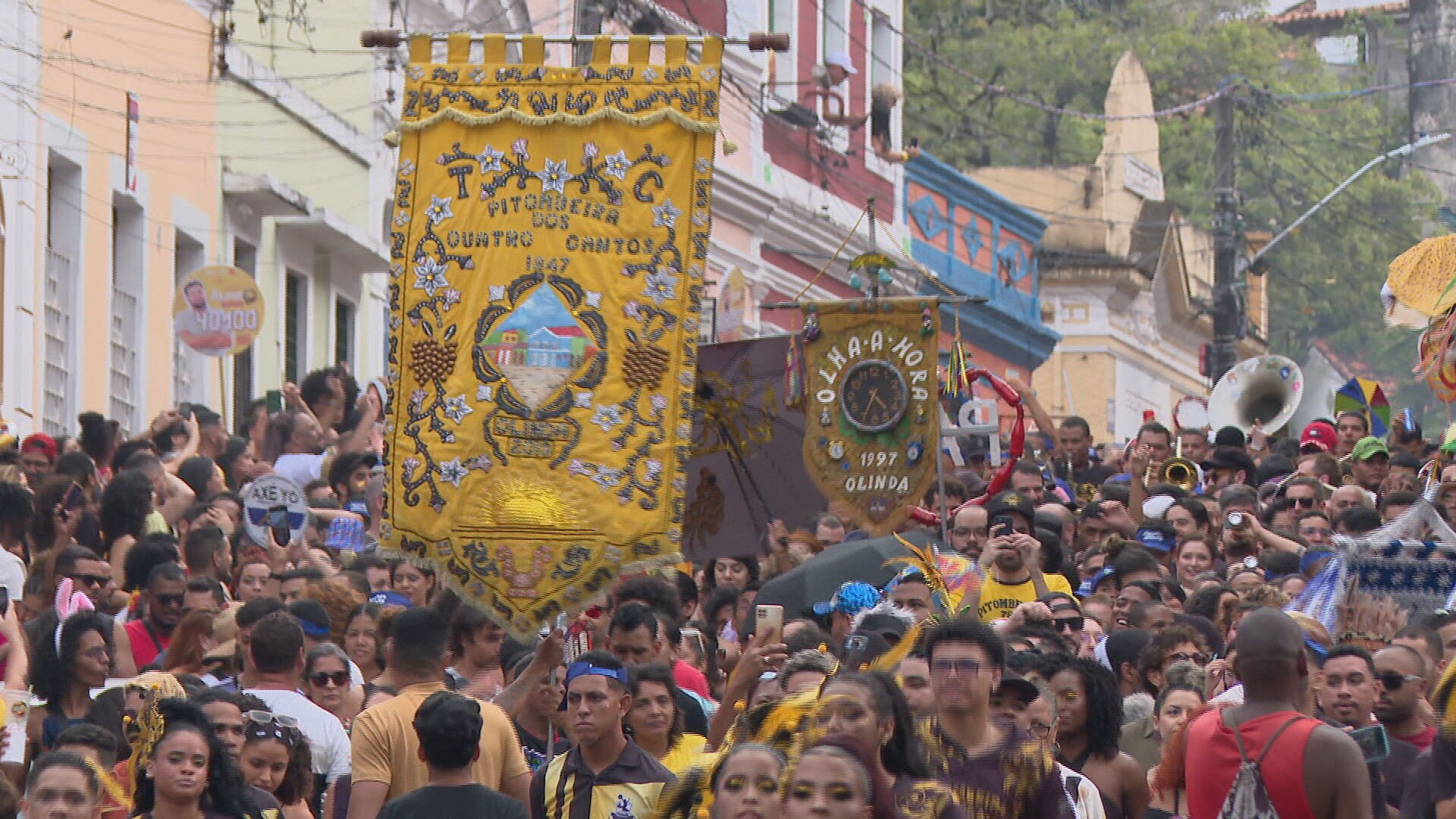 Recife e Olinda tem baile e corrida de bonecos gigantes; veja programação