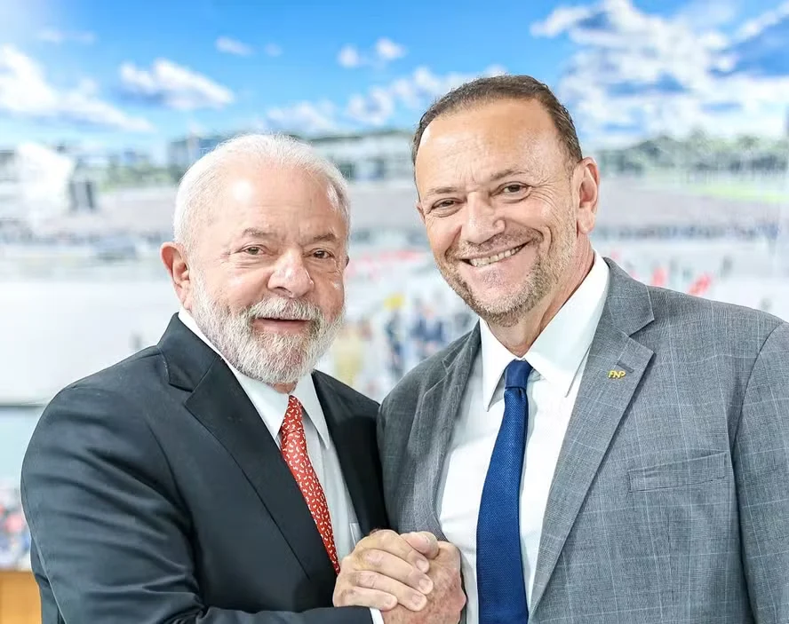 Edinho Silva assume a presidência do PT até 2029 e lidera partido rumo às eleições de 2026